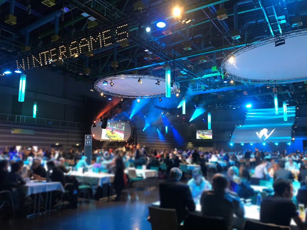 Home 3 Projektionsflaechen Wintergames Event