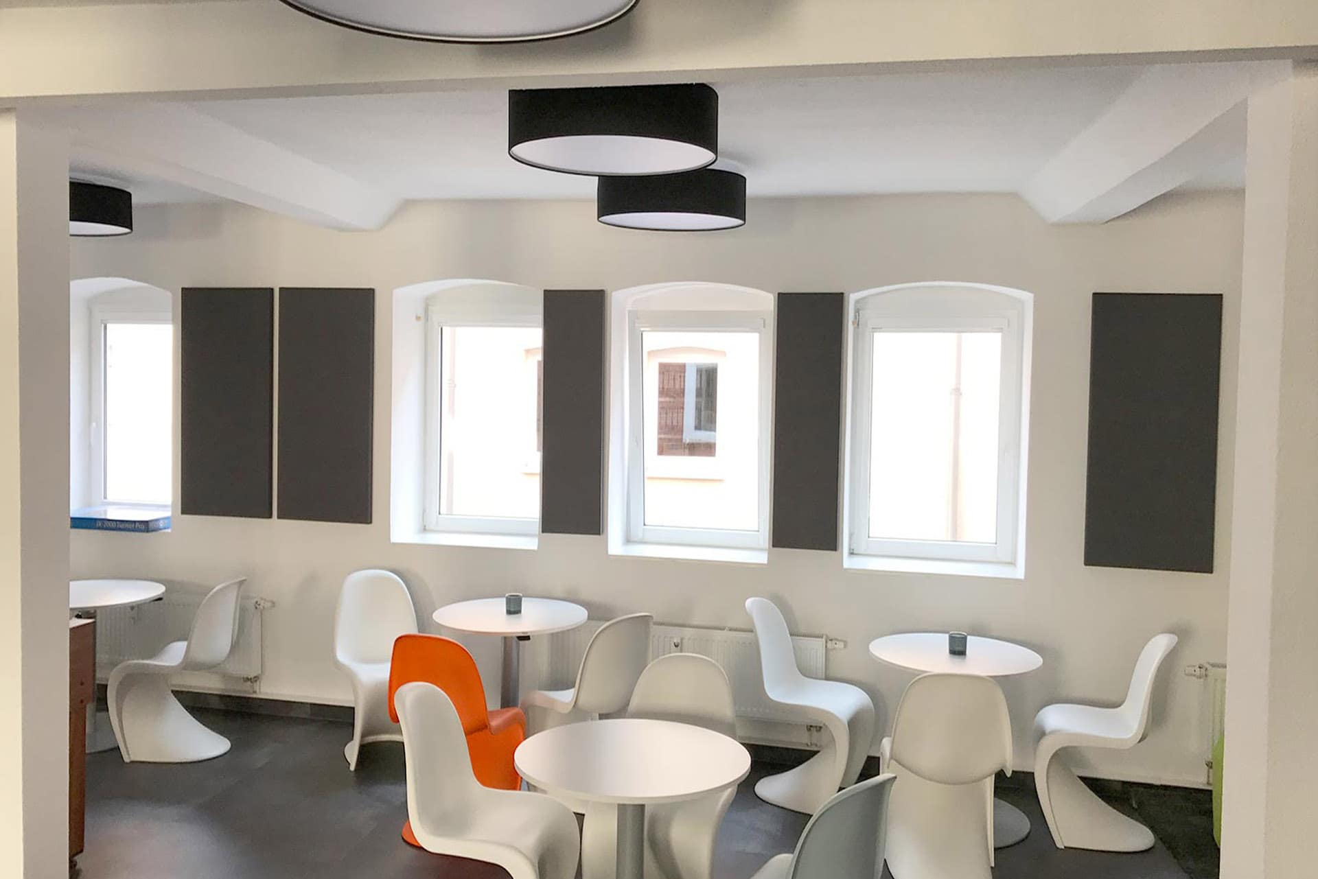 Home 5 Akustik Mensa